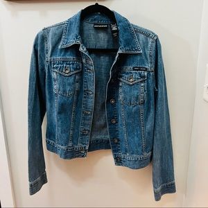 DKNY women's button down denim jean jacket size small
